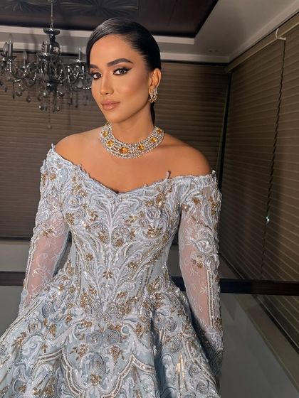 Timeless Bridal Buns photo 16