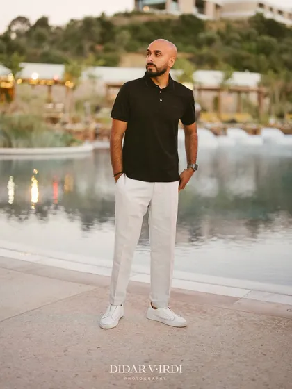 A solo shot by the pool at the stunning Greek resort. The venues we play at are always top-tier.