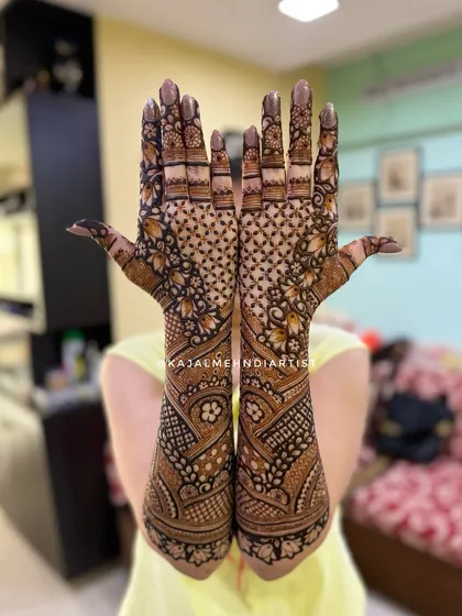 A view of the full floral backhand design held up.