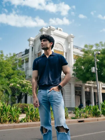 This on-location portrait in Delhi showcases our ability to blend fashion with iconic architecture. We directed this shot to create a strong, aspirational look for a model's portfolio, using natural light and the grand background to add a sense of scale and style.
