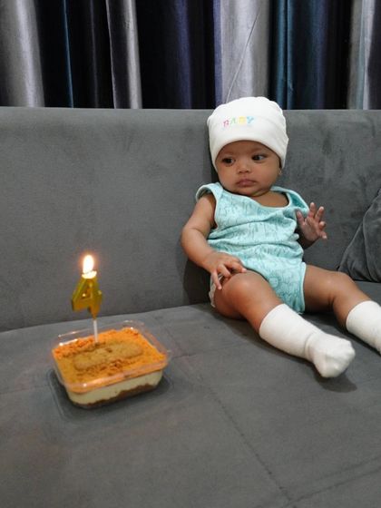 We cherish being a part of your most special moments, even the very first ones. This little one's celebration is absolutely adorable.