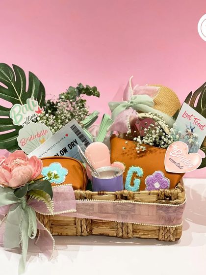 For the Bride's Tribe: Proposals & Bachelorette Fun photo 6