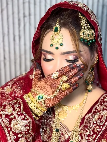 A closer look at this beautiful Nikkah bride's eye makeup. I created a soft cut-crease with shimmer on the lids to make her eyes pop, which looked stunning every time she looked down.