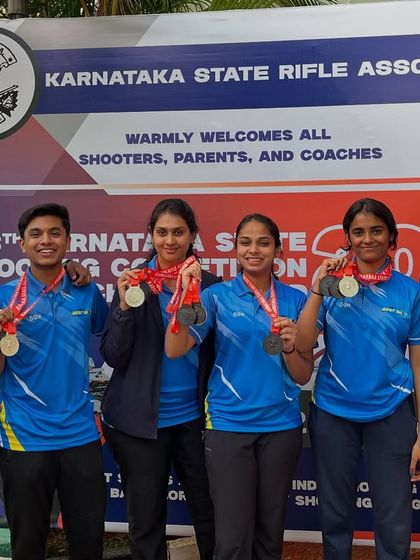 The complete group of our Air Pistol ISSF medalists from the 13th State shooting competition, celebrating a fantastic team effort.