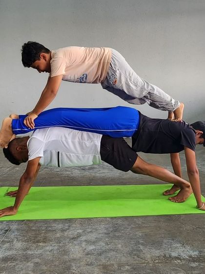 Swimsquare - Kids' Gymnastics Camp Partner & Group Acrobatics photo 44