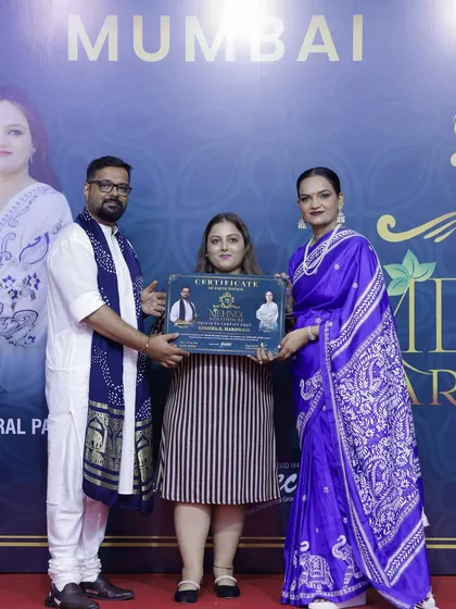 A proud achievement for me, receiving an award at a major mehandi event. I believe in lifelong learning and constantly improving my skills to bring the very best to my students.
