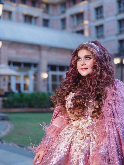 Looking back on a magical evening. The soft lighting and beautiful surroundings made everything feel like a fairytale.