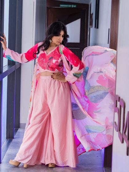 Creative & Photoshoot Looks photo 17