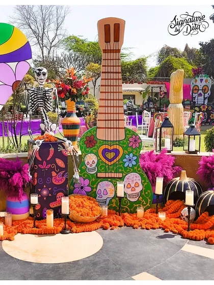 This event was all about bold, custom props. I designed and built this life-sized guitar inspired by the movie 'Coco' to serve as a memorable photo opportunity for a Mexican-themed corporate family day.