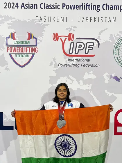 Khushi competing at the Asian Classic in Uzbekistan. Despite a rocky start with a missed squat attempt due to timing, she showed immense mental fortitude to come back, go 6 for 6 on bench and deadlift, and secure four silver medals.
