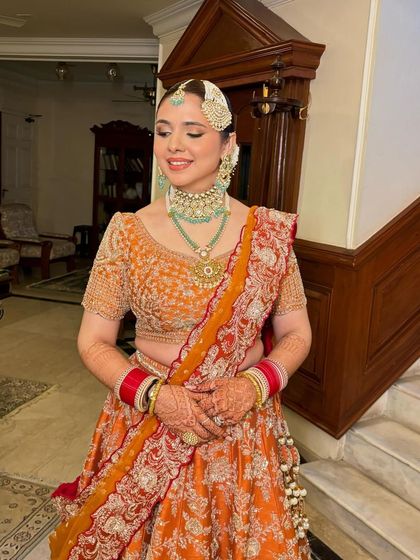 Anureet's happy smile shows how confident and beautiful she felt.