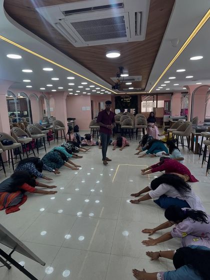 Asmitha Makeover Artistry - Professional Beauty Artist Courses Additional Work & Studio Life photo 7