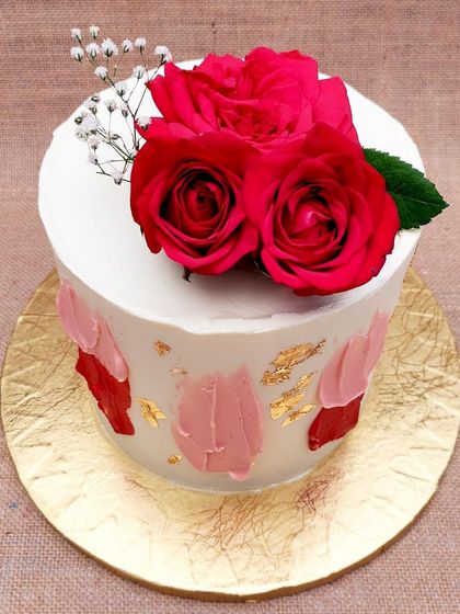 Liliyum Patisserie - Special Occasion Cakes Elegant Floral & Botanical Masterpieces photo 32