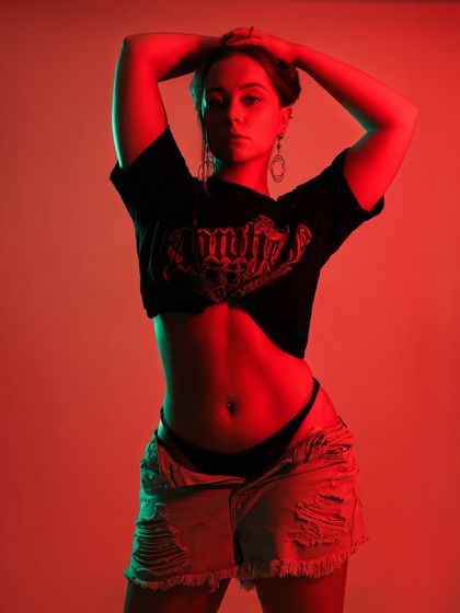 Bold & Editorial Studio Portraits photo 5