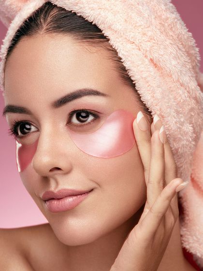 Studio Finesse - Beauty & Skincare Photography The Skincare Narrative: Hydrated & Luminous Skin photo 16