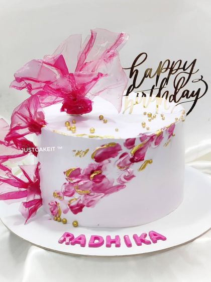 Modern & Abstract Art Cakes photo 4