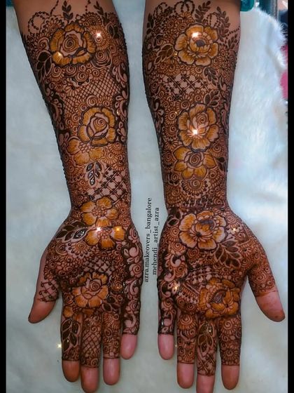 Azra Mehendi - Mehendi Artistry Full Bridal Mehendi photo 98