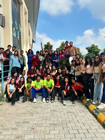 The energy is palpable in this group photo. Parents, kids, and adults all came together for an amazing DANCE KORNER weekend.