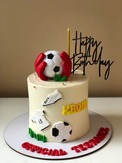 Ankita Das - Designer Cakes & Desserts Wheels, Games & Superheroes photo 15