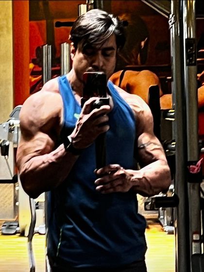 Anupam Adarsh Mishra - Strength and Physique Coaching The Aesthetic Blueprint photo 124