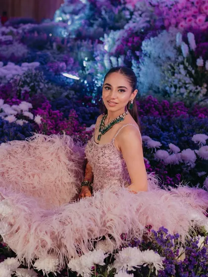 Push your creative boundaries by learning modern, high-fashion bridal looks. This dreamy reception style shows how to play with textures and a unique color palette to create something truly memorable for your clients.