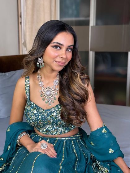 Evening & Cocktail Glam photo 12