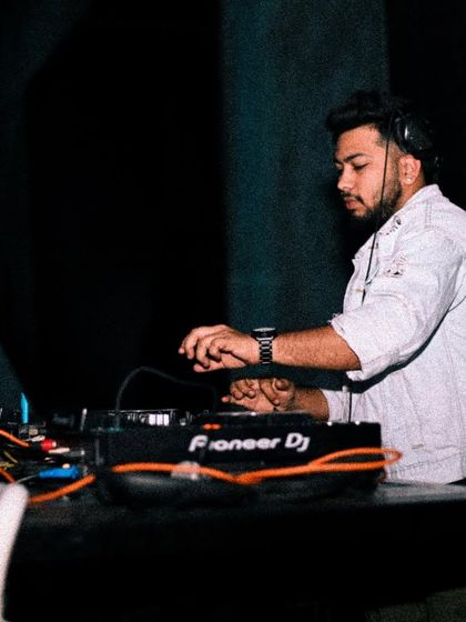 The Skelltron Persona photo 16