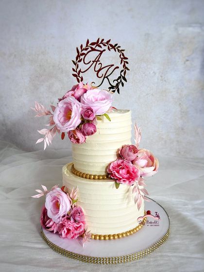 Tying the Knot: Wedding & Engagement Cakes photo 13