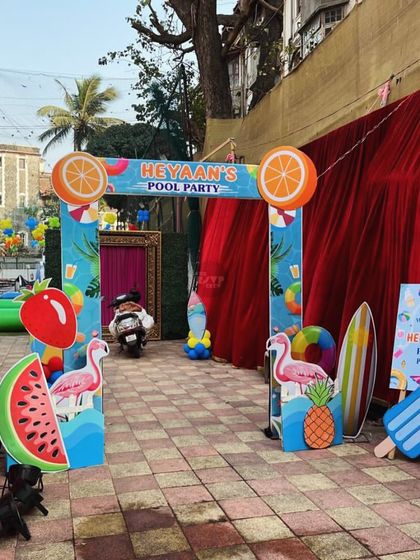 Fun, Games & Splashes photo 15