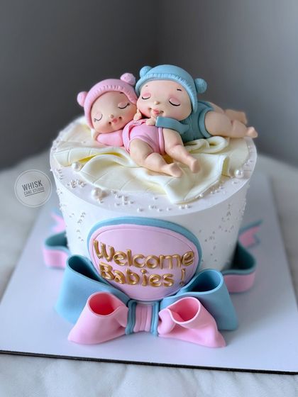 Whisk Cake Studio - Custom Designer Cakes Baby Showers & First Milestones photo 6
