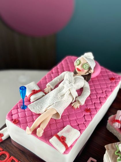 L'amour Sugar - Bespoke & Designer Cakes Your Story, Your Cake: Unique Themes photo 28