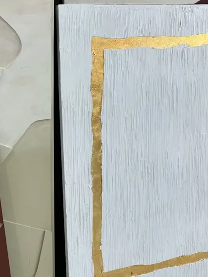 A close-up of the gold leaf border. I use genuine 24ct gold leaf to ensure a beautiful, lasting shine.