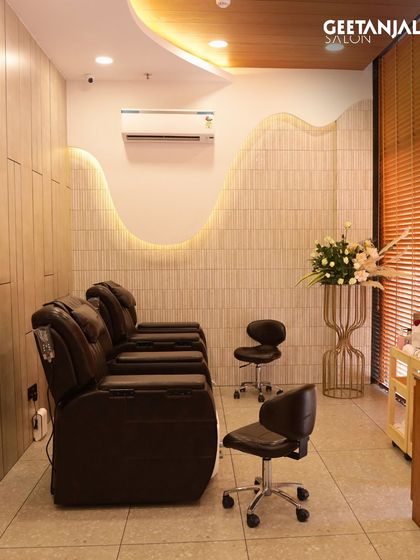 Our pedicure stations in the new Jamshedpur salon are designed for ultimate relaxation. The plush chairs and serene ambiance make it the perfect spot to unwind.