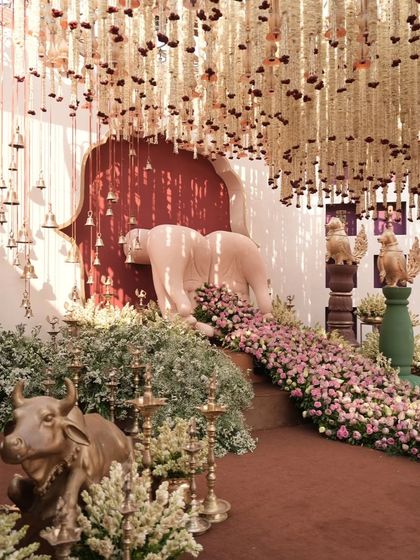 Bespoke Decor & Grand Designs photo 22