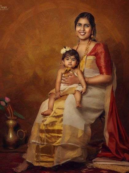 Pooja - Kids & Family Photography The Parent's Embrace photo 6