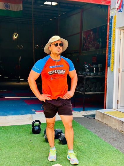 Every workout is an opportunity to push yourself. I'm always focused on giving my best, and I expect the same from my clients.