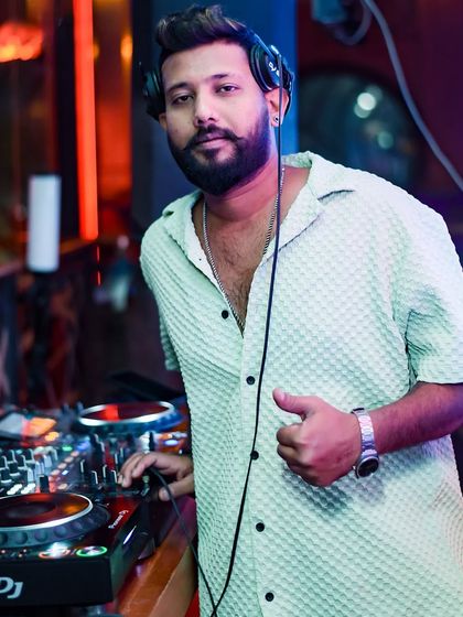 A thumbs-up from the console. It's all about hard work and staying focused.