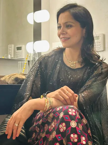 A quiet moment of just being. The ultimate goal of this work is to help you find this sense of ease and lightness in your own life. It is about releasing pressure and reconnecting with the simple joy of your own presence.