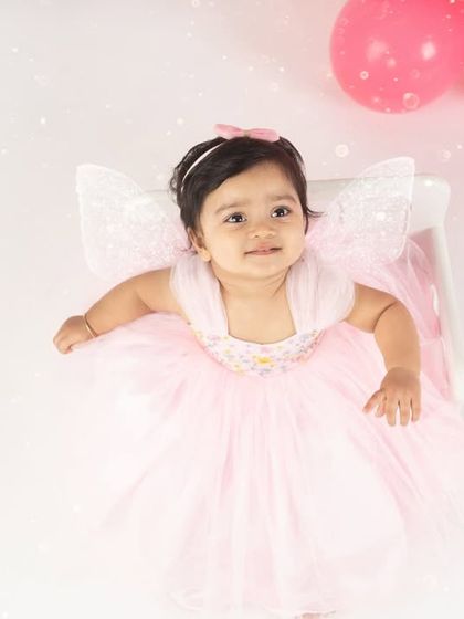 First Birthday & Cake Smash Fun photo 8