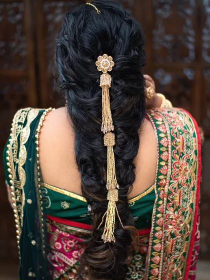 Another angle of the intricate sider braid, showcasing the beautiful hair accessory.