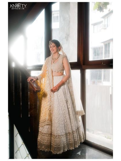 The Bride & Groom: Solo Portraits photo 34