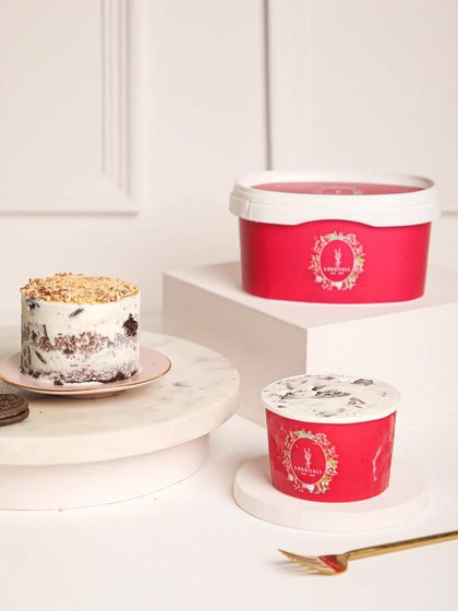 Our Mint Oreo ice cream cake, available as a mini cake and in convenient tubs. It’s the same cool, creamy, and cookie-loaded flavour, ready to enjoy anytime.