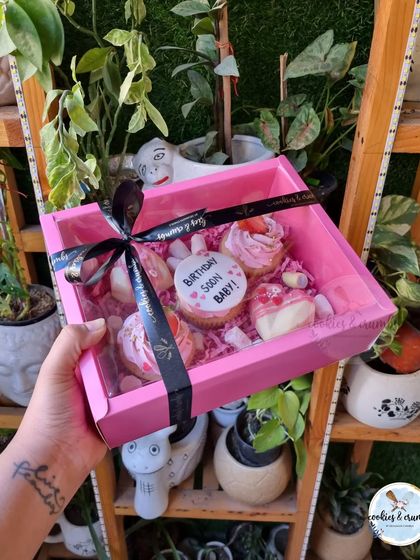 Devaagya Chawla - Signature Desserts & Treats Gourmet Gift Hampers photo 5