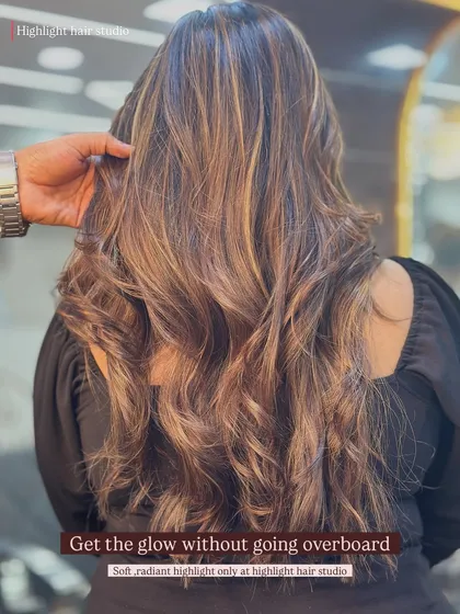 This is what we mean by soft, radiant highlights. This look gives you a beautiful glow without being too much. It's the perfect sun kissed balayage for a natural yet stunning effect.