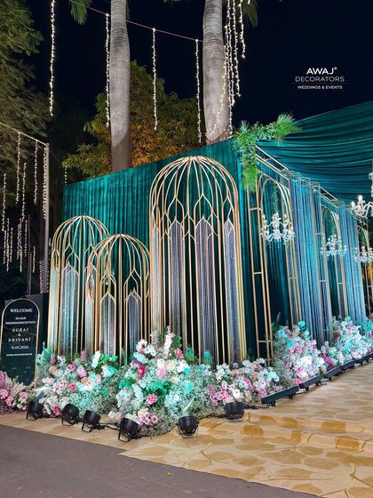 Enchanting Entrances & Walkways photo 37