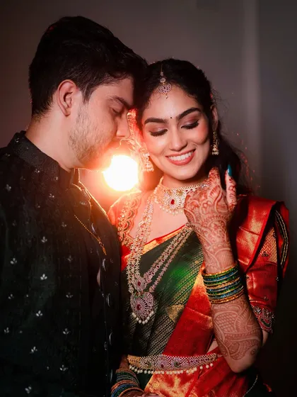 A beautiful, intimate moment between the couple. My goal is to create makeup that not only looks good but also feels comfortable, allowing you to cherish these precious moments without a worry.