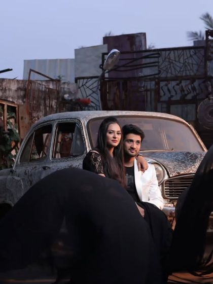 Dee Yashaswini - Occasion Wear Rentals Couple & Pre-Wedding Styles photo 11