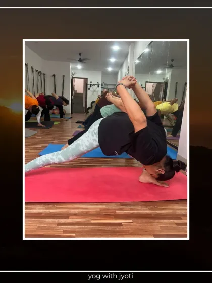 A student masters the full expression of Shirsh Padangushthaan Asana, touching her head to her foot.