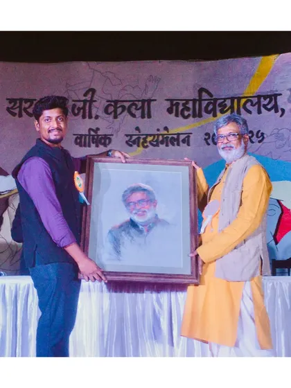 I was honored to present this soft pastel portrait to Padma Shri awardee Mr. Vasudeo Kamath at the annual art exhibition of my alma mater, Sir J.J. School of Art. Live portraits can serve as unique, personal tributes for special guests and events.