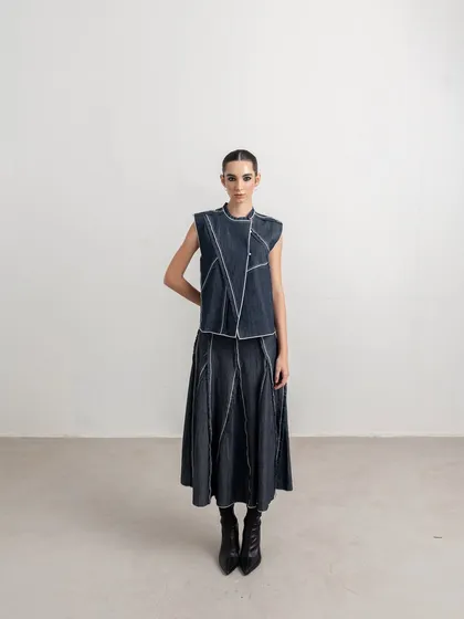 A direct, full-length shot of the same Nakateki outfit. This type of clean, centered composition is essential for lookbooks and e-commerce, as it clearly displays the product.